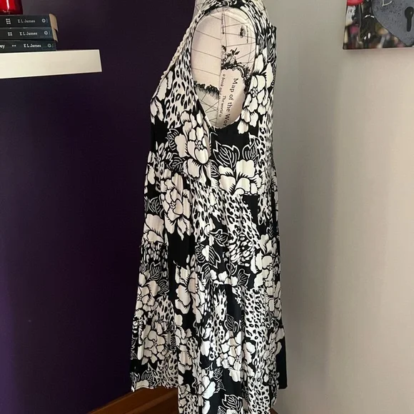 7 for $30 Elementz Sundress - Picture 4 of 7